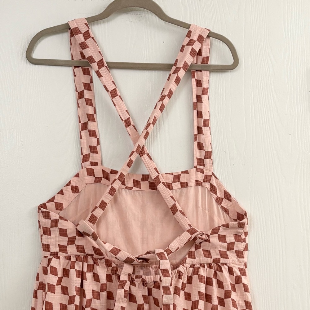 Madewell Cicely Tiered Midi Dress in Geo
Checkerboard Pink Oyster Size 10 - Picture 8 of 12